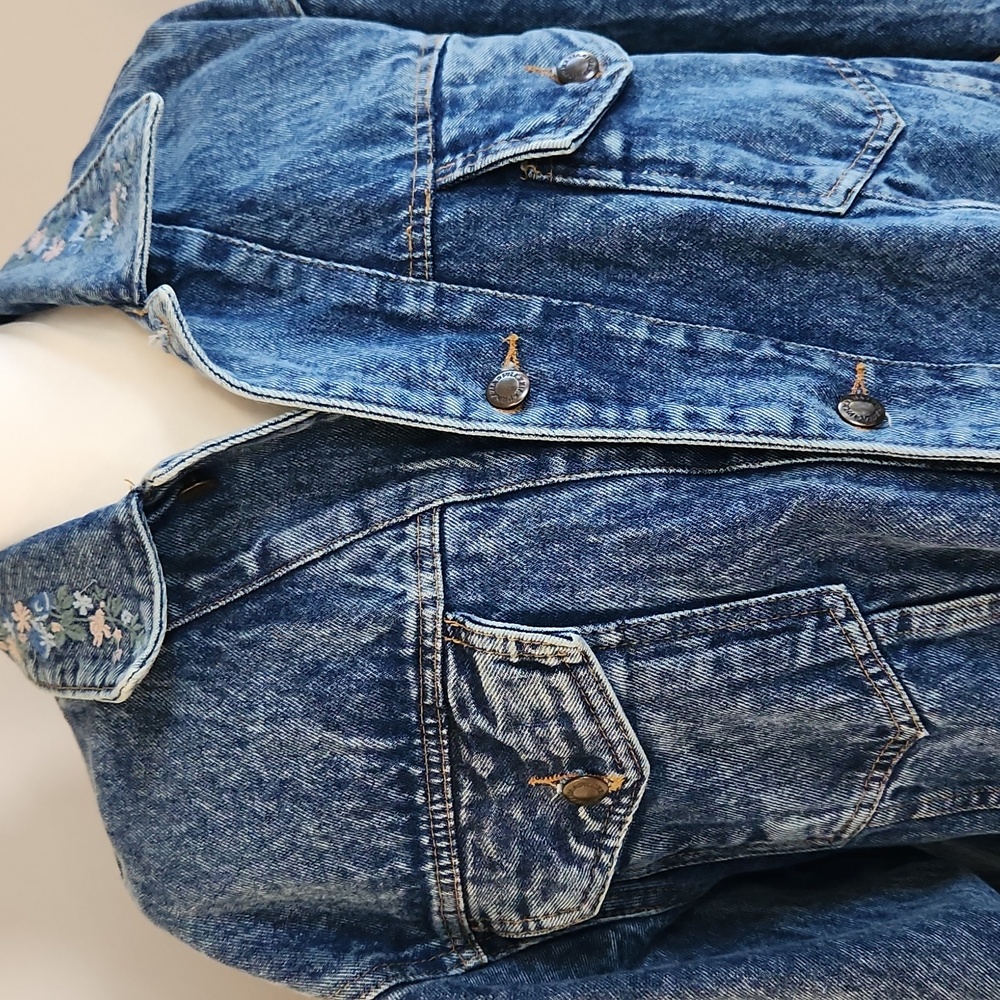 Prezzia Vintage 80's Jean Jacket. Size M - Picture 7 of 11